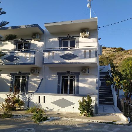 Dionisia Apartments 8 克法洛斯 外观 照片