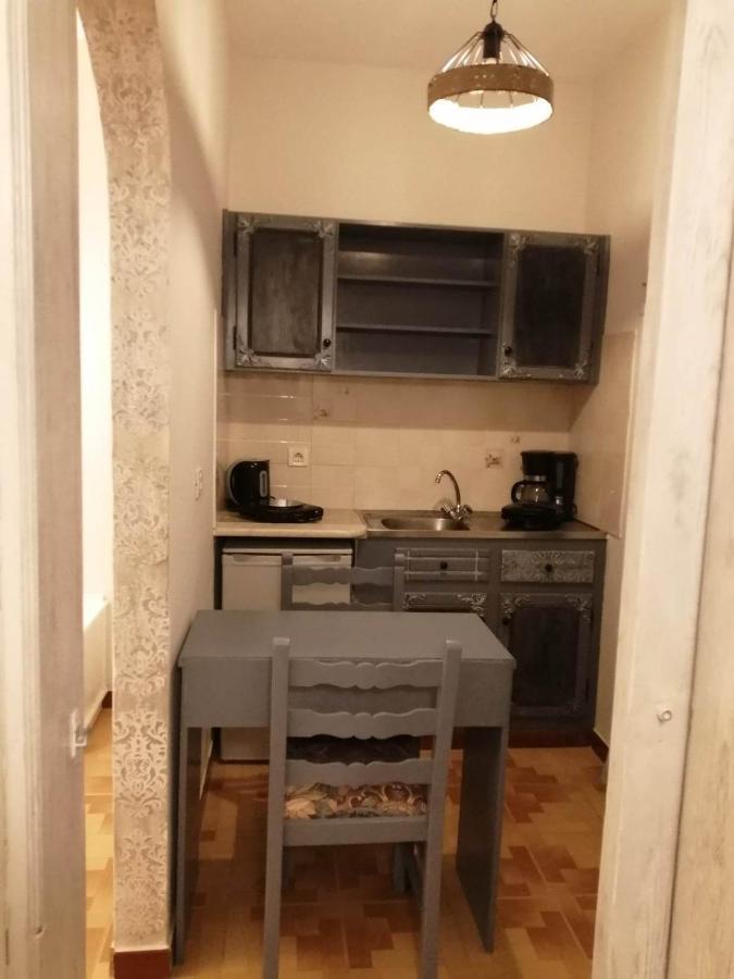 Dionisia Apartments 8 克法洛斯 外观 照片