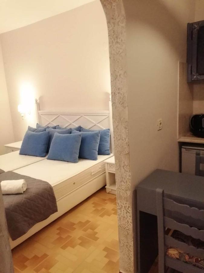 Dionisia Apartments 8 克法洛斯 外观 照片